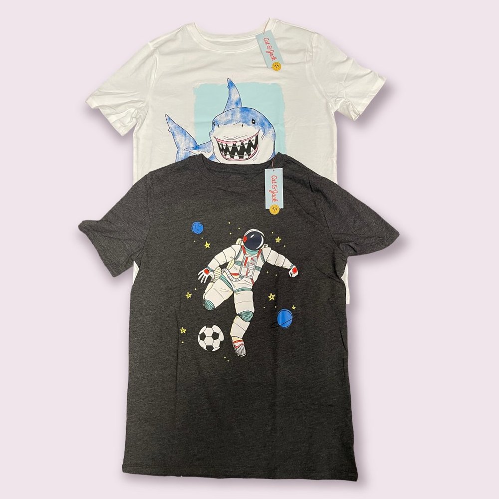 Boys' Cat & Jack Short Sleeve Astronaut Soccer & Shark Graphic T-Shirt Bundle